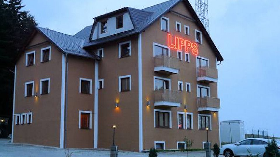 Nightclub Lipps