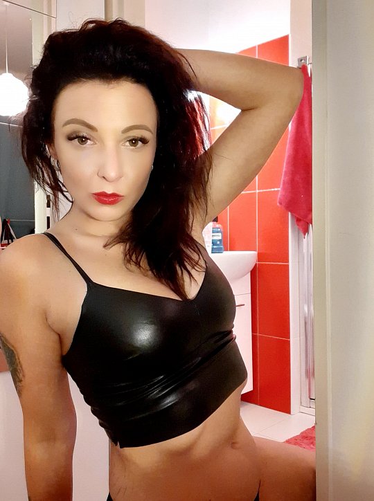 Simona